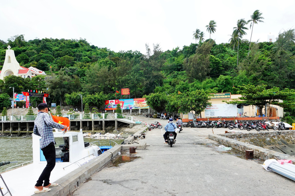 Cảng Hòn Tre, trung tâm đặc khu Kiên Hải. ẢNH: MAI THANH HẢI Cảng Hòn Tre, trung tâm đặc khu Kiên Hải. ẢNH: MAI THANH HẢI