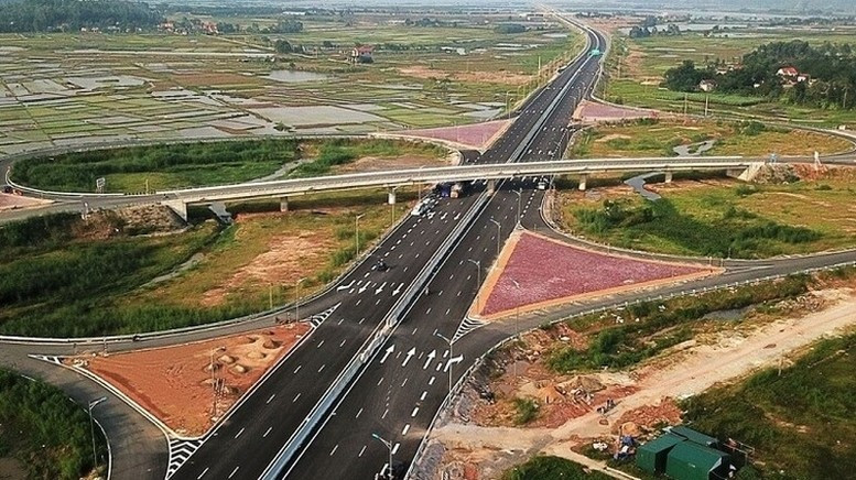 Tháo gỡ 4 Dự án cao tốc đoạn Hòa Liên-Túy Loan, Quảng Ngãi-Hoài Nhơn, Hoài Nhơn-Quy Nhơn và Quy Nhơn-Chí Thạnh, bảo đảm hoàn thành trong năm 2025 (ảnh minh họa) thao-go-cao-toc.jpg