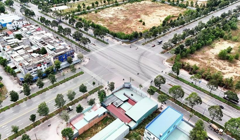 Điểm giao đường Vành đai 4 Thành phố Hồ Chí Minh với đường Mỹ Phước-Tân Vạn. Ảnh: Hồng Đạt/Nguồn TTXVN du-an.jpg