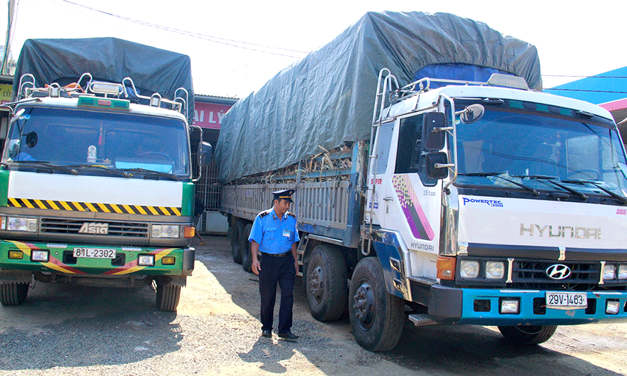 Kiểm tra tải trọng xe ô tô. Kiểm tra tải trọng xe ô tô.