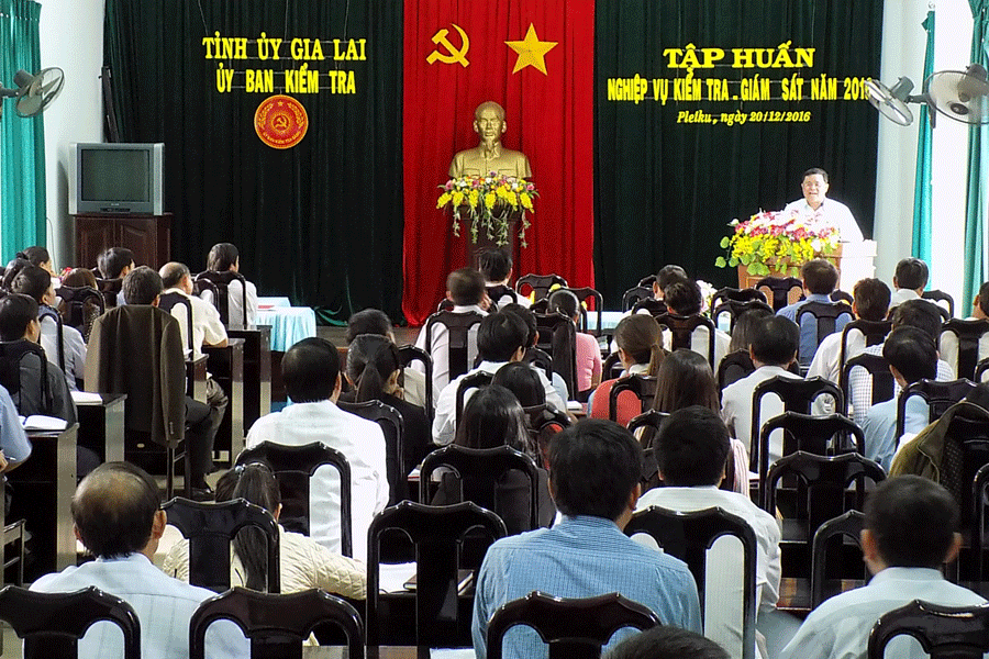 Lớp tập huấn công tác kiểm tra, giám sát và kỷ luật của Đảng. Ảnh: T.N Lớp tập huấn công tác kiểm tra, giám sát và kỷ luật của Đảng. Ảnh: T.N