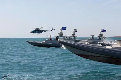 Iran phong tỏa lại eo biển Hormuz, cáo buộc Mỹ vi phạm thỏa thuận