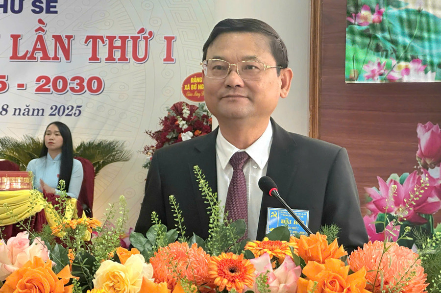 Comrade Nguyen Tu Cong Hoang - Member of the Provincial Party Standing Committee, Vice Chairman of the Provincial People's Committee delivered a speech at the Congress. Photo: Minh Chi Đồng chí Nguyễn Tự Công Hoàng - Ủy viên Ban Thường vụ Tỉnh ủy, Phó Chủ tịch UBND tỉnh phát biểu chỉ đạo tại Đại hội. Ảnh: Minh Chí