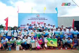 Rộn rã Giải Việt dã “Chinh phục đỉnh Pờ Yầu”