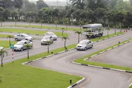 Có thể chọn học trực tuyến một số nội dung lý thuyết thi sát hạch lái xe