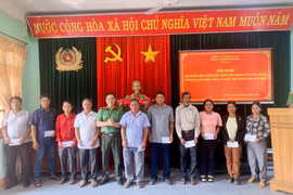 Bồi dưỡng kiến thức cho 66 người có uy tín huyện Đak Pơ