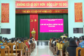 Chư Prông bồi dưỡng chính trị hè cho gần 1.300 cán bộ, giáo viên