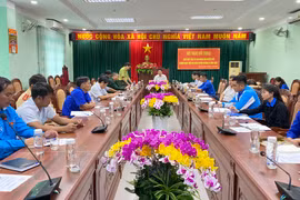 Chủ tịch UBND huyện Krông Pa đối thoại với đoàn viên, thanh niên về quản lý, bảo vệ rừng