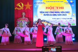 Ia Grai: Gần 300 công nhân, viên chức thi tiếng hát hay