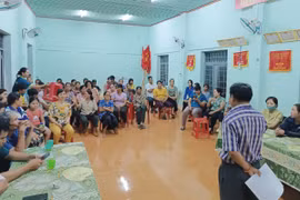 Tuyên truyền thay đổi nếp nghĩ, cách làm cho dân làng Krêl