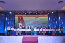 Gia Lai: Công nhận 955 người có uy tín trong đồng bào dân tộc thiểu số