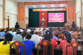 Kbang khen thưởng 42 tập thể, cá nhân trong tổ chức Ngày hội Đại đoàn kết toàn dân tộc