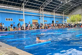 Chư Sê phát động toàn dân luyện tập môn bơi