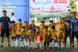 Gia Lai giành huy chương đồng Giải bóng đá học sinh Kon Tum