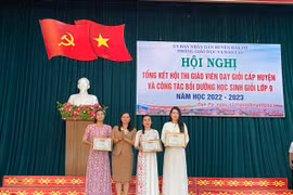 Đak Pơ công nhận 148 giáo viên dạy giỏi cấp huyện