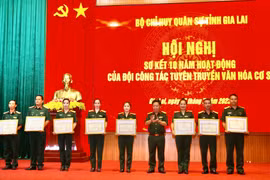 Khen thưởng 11 tập thể, cá nhân Đội tuyên truyền văn hóa cơ sở