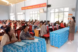 Krông Pa: Nâng cao năng lực truyền thông về giới cho già làng, trưởng thôn, người có uy tín 