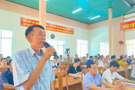 Lãnh đạo huyện Ia Pa tiếp xúc, đối thoại trực tiếp với Nhân dân