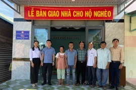 Trao 3 căn nhà cho hộ nghèo thị xã Ayun Pa và huyện Krông Pa