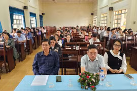 Bồi dưỡng chuyên đề tư tưởng Hồ Chí Minh và Đảng ta thật vĩ đại cho 82 đảng viên TP. Pleiku