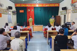 Bí Thư Thành ủy Pleiku dự sinh hoạt Chi bộ tổ 2 phường Hoa Lư