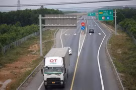 Từ ngày 4-4, cấm xe khách trên 30 chỗ, xe tải từ 6 trục lưu thông trên cao tốc Cam Lộ-La Sơn