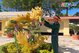 Rực rỡ doanh trại ngày Xuân 