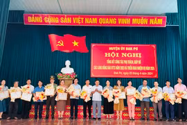 Đak Pơ: 66 cơ quan, đơn vị giúp đỡ 20 làng dân tộc thiểu số