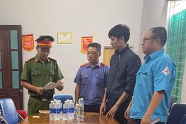 3 đối tượng tại Trung tâm đăng kiểm 81-03D nhận hối lộ gần 600 triệu đồng