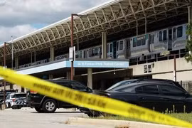 Xả súng trên tàu điện Mỹ, 4 người thiệt mạng khi đang ngủ