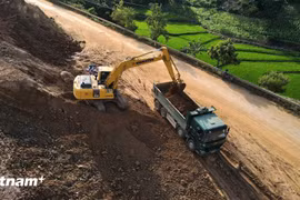 Bộ GTVT chốt mốc tiến độ bàn giao mặt bằng dự án Quốc lộ 19 qua Tây Nguyên