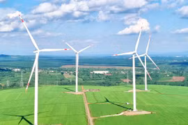 Nhiều dự án năng lượng được vận hành thương mại: Tăng sản lượng điện và nguồn thu ngân sách