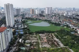 Đất do xã giao không đúng thẩm quyền sau 2014 có được cấp sổ đỏ?