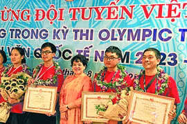 Sáng giữa muôn vàn tinh tú