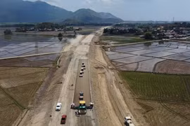 Đưa cao tốc Vân Phong - Nha Trang về đích trước 8 tháng