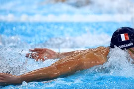 Siêu kình ngư Leon Marchand giành 4 HCV, phá 4 kỷ lục Olympic