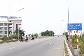 Quảng Ngãi: Dời thời điểm 'đóng đường' sửa chữa cầu Trà Khúc 2