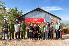 Công an huyện Ia Pa tích cực học tập và làm theo Bác