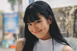 Diễn viên Khánh Vân 'Mắt biếc' khóa trang cá nhân