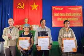 Kết nghĩa thôn, làng: Vững vàng khối đại đoàn kết