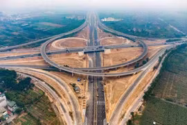 6 tháng, giải ngân vốn đầu tư công cả nước mới đạt 28%