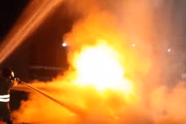 Hải Dương: Cháy lớn tại kho xưởng của Công ty TNHH Hoàng Lê