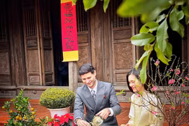 Khách quốc tế ở Việt Nam: 'Lễ hội Xuân của các bạn chính là Tết của tôi'