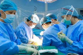 Đến năm 2050, hình thành một số cơ sở y tế hiện đại ngang tầm quốc tế