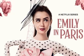 Lily Collins diện đầm Đỗ Mạnh Cường lên poster 'Emily in Paris' mùa 4