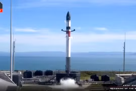 Vệ tinh nano đầu tiên được Hàn Quốc phóng lên quỹ đạo trái đất