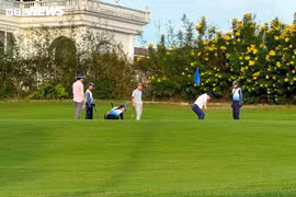 Cho thôi chức Giám đốc Sở NN&PTNT Bắc Ninh chơi golf trong giờ hành chính