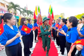 Chọn quân ngũ để cống hiến