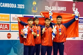 Những bông hoa trong vườn Bác - Bài cuối: Khổ luyện thành tài