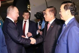 Tổng thống Nga Vladimir Putin đến Việt Nam